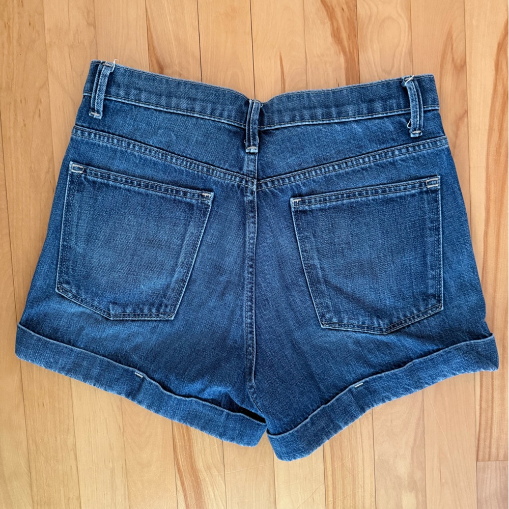 Gap Original High Rise Short - Picture 2 of 3
